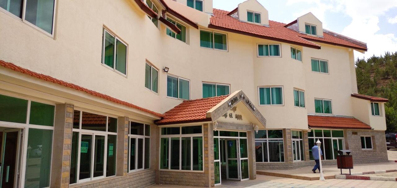 Hotel Relais Ras El Maa Ifrane  Exterior foto