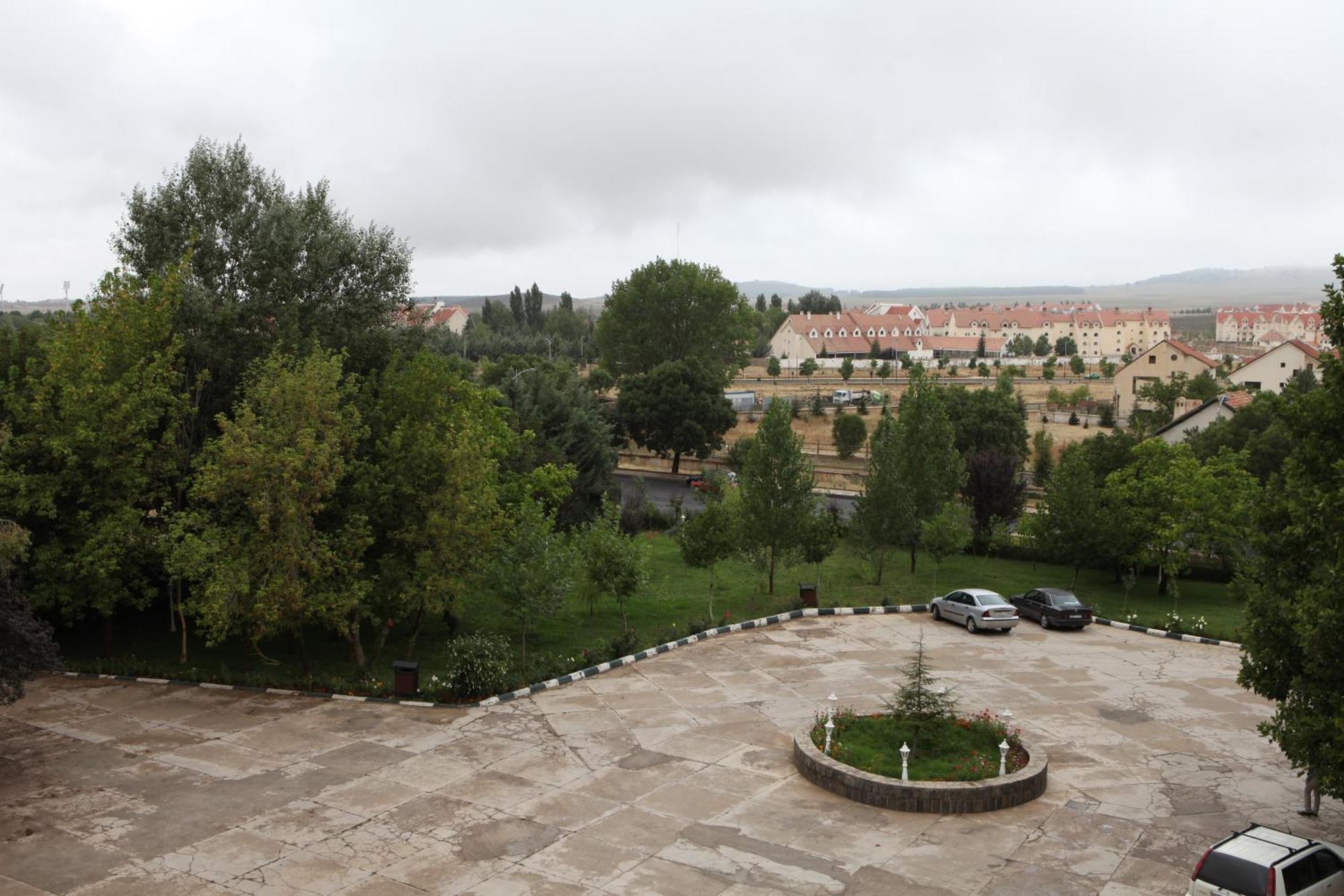 Hotel Relais Ras El Maa Ifrane  Exterior foto