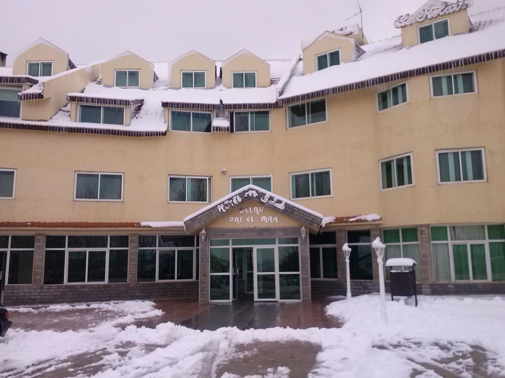 Hotel Relais Ras El Maa Ifrane  Exterior foto
