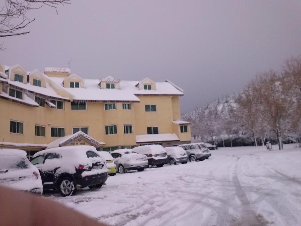 Hotel Relais Ras El Maa Ifrane  Exterior foto